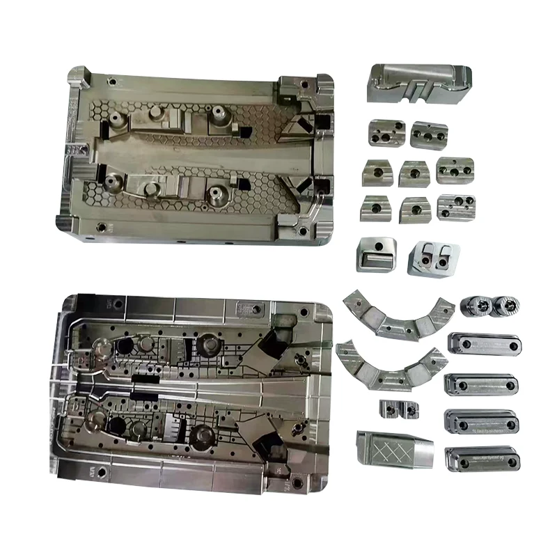 Quae innovationes et incrementa in CNC machinatione visa sunt?